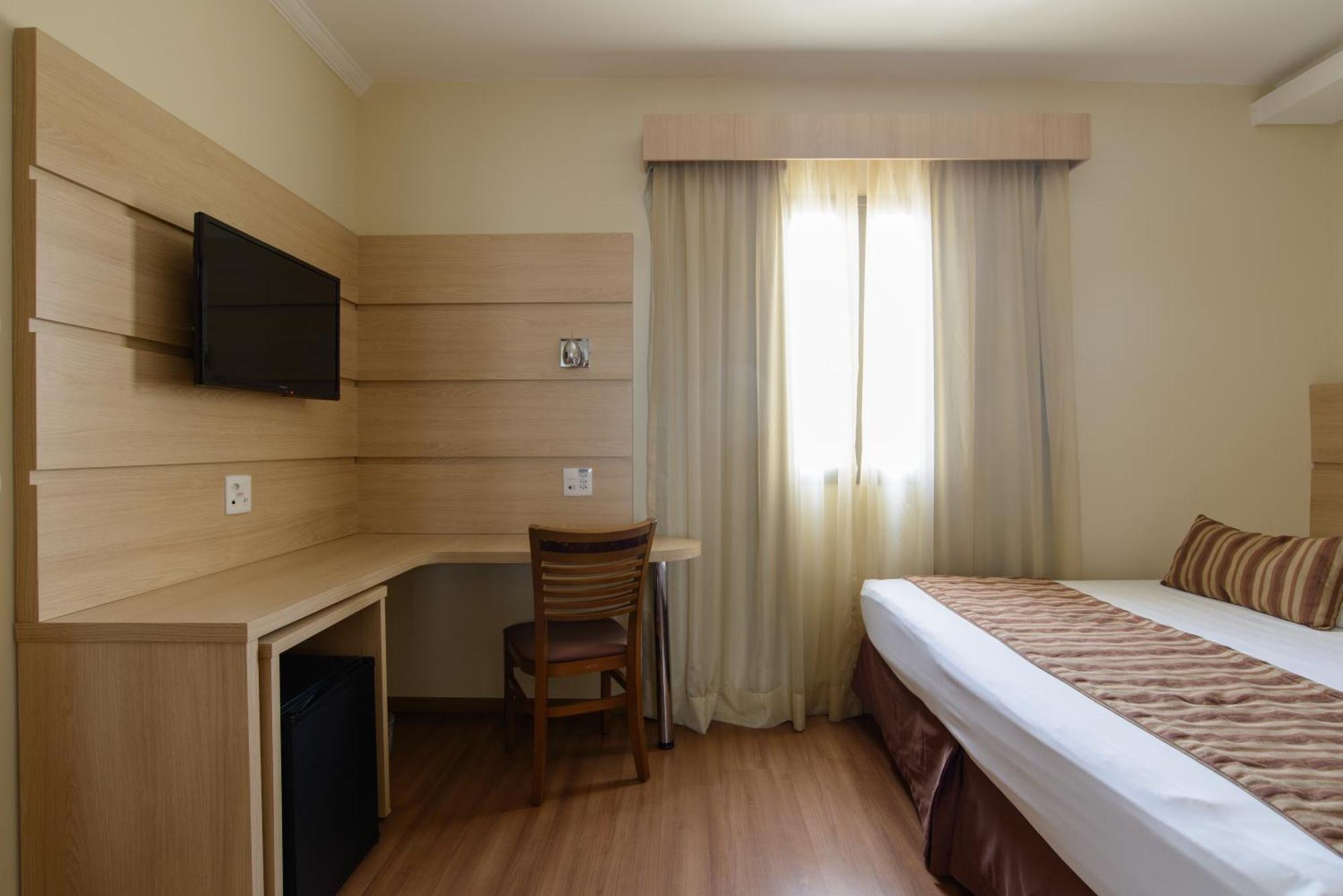 Faro Hotel Atibaia Ngoại thất bức ảnh
